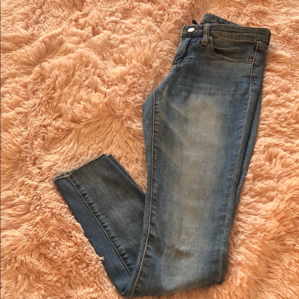 Skinny jeans (mid-rise)
